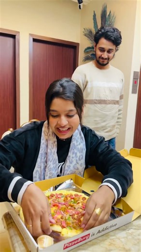 জামাই এমনই তো হওয়া দরকার যা চাইবো এনে দিবে আলহামদুলিল্লাহ।