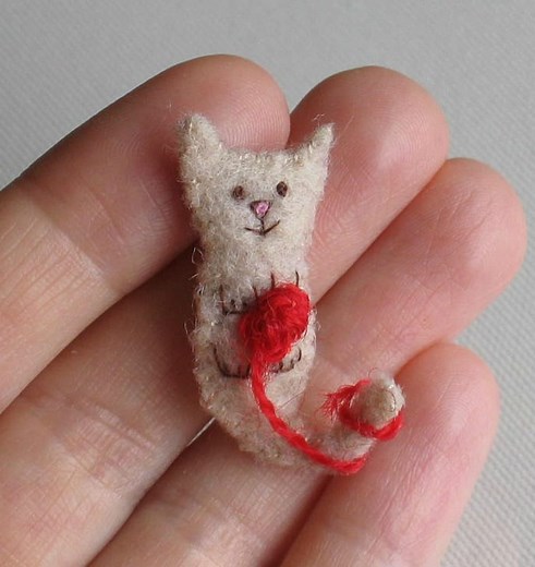 Tiny Cat Stuffed Animal With Yarn -miniature Felt- Handmade Plush, Dollhouse Cat - Etsy