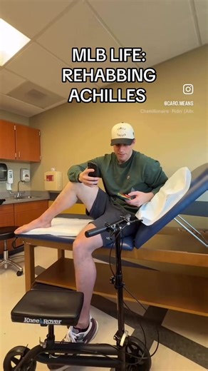 Rehabbing After Surgery: Choosing My Cast Color!