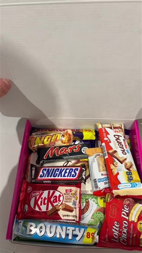 Let’s make up a chocolate gift box together!