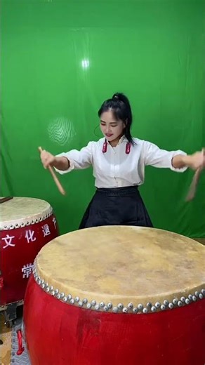 Ancient Chinese Drum Mastery: A Colorful Journey with Original Video