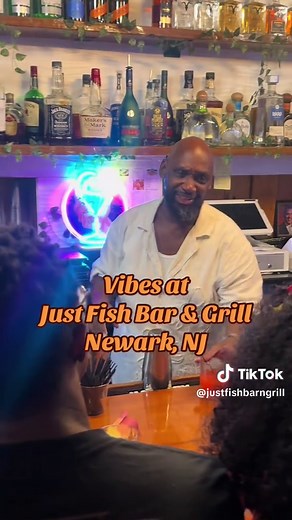 come vibe with us at Just Fish Bar and Grill located downtown Newark on Halsey ☺️🐟🔥🎉 #fyp #newarkrestaurants #njrestaurants #njbars #newarkevents #party