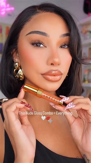 Amrezy on Instagram: "We’re lip combo obsessed. 😍 @thefashionfreakk using Signature Cream-Slick Lip Liner “Taupe of the Line” Signature Touch Satin Cream Lipstick “Petal” and Signature Lip Gleam Gloss “Springlish” ✨"