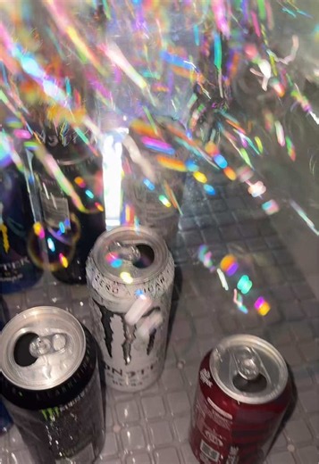 Give it a lil 👋 🫧🫧🫧🫧🫧🫧 #fyp #monsterenergy #showertime #memes #bubbles