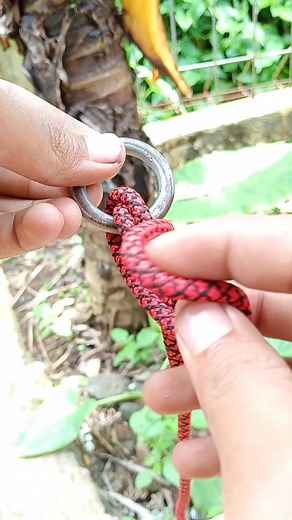 8.2K views · 40 reactions | Here's an easy way to connect a rope to a ring #knot #knottrick #rope #easykhnots #tutorial | Ade Faizal Fajrin | Facebook