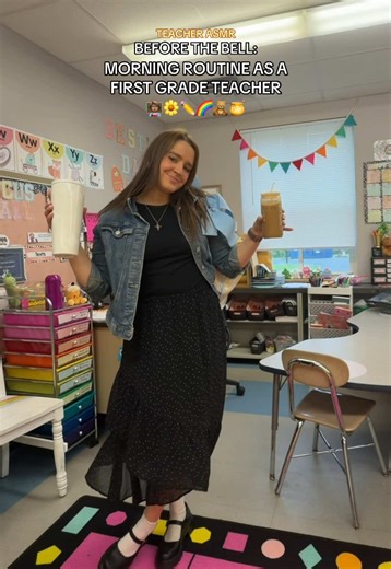 ASMR Teacher Morning Routine: First Grade Classroom Setup