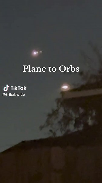 Dynamic Orange Orbs. #orb #uap #bibleprophecy #ufo #angel #tiktok #shapeshift #signsinthesky ##heavenly #sky #god #flyingcraft #worldwide #space #believe #BIBLE #diorbag #wow #dronevideo #plane #electromagnetic