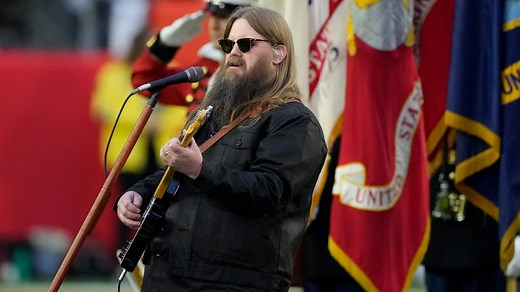 Chris Stapleton performs national anthem before Super Bowl LVII