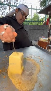 66K views · 200 reactions | 150 kg के Uncle Ande wale सड़क किनारे लगते है अंडे का Cart | India Wale | Facebook