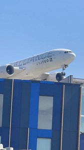 34K views · 493 reactions | United Airlines (Star Alliance Livery) Boeing 777-200ER ✈️ #united #boeing #boeing777 #aviation #airplane #planespotting #landing #airport #avgeek #heathrow #aviationdaily #aircraft #cabincrew #pilot | Elemer Bujaki | Facebook