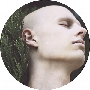 Teen Photographer Documented His Fight with Bone Cancer in Raw and Real Instagram Photos