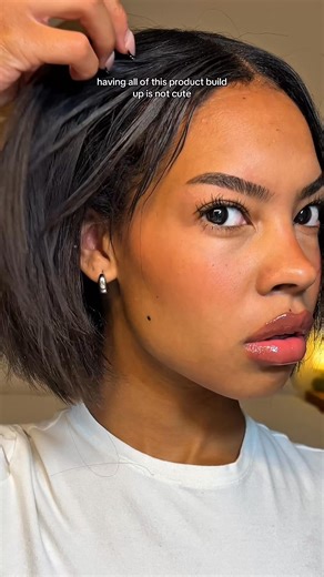 Finally, a Detox that doesn't suck.™ Our clarifying shampoo is safe for all hair types & deeply cleanses a-OUAI dirt, oil & buildup for strands that are shiny & healthy. | OUAI