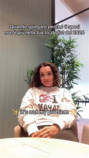 “Ma siete sicuri?” “Così giovani?” “Con questo budget?” Noi nel 2026: 🎧 It’s not my problem | Matrimonio.com