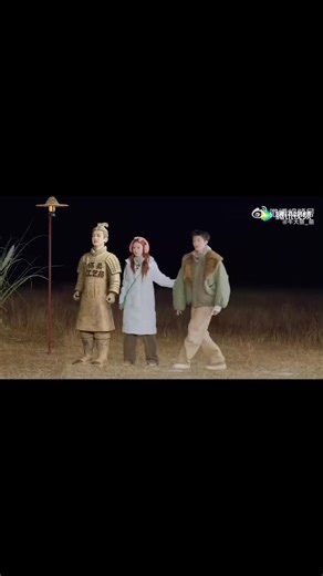 Xiao Bai and Jin Chen's Supportive Bond