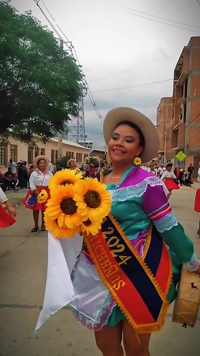 Danza Chicheños: Folclore Boliviano en Cochabamba