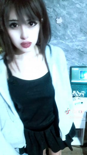 Exploring Lain Cosplay: A Dive into Serial Experiments