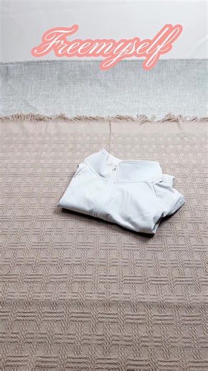 Windproof and Warm Stand-Up Collar Jacket for Fall and Winter