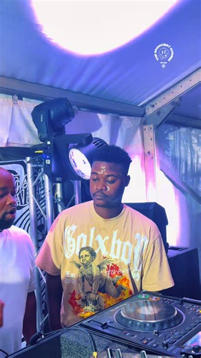 #mlindothevocalist finishing off his set with a classic #lotto at @University Of Groovists 🔥. #viraltiktok #viraltiktokvideo #thegrooviestscorner