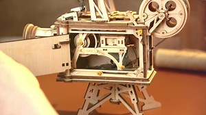【ASMR】An epoch-making invention in classical craftsmanship! ROKR Vitascope Movie Projector www.robotimeonline.com/products/rokr-vitascope-lk601-mechanical-movie-projector-kit #fun #Classic #movie #oldstyle #rokr | ROKR