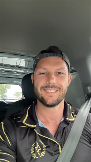 11 reactions | Starting the week strong ⚡️ The gods of lighting are...