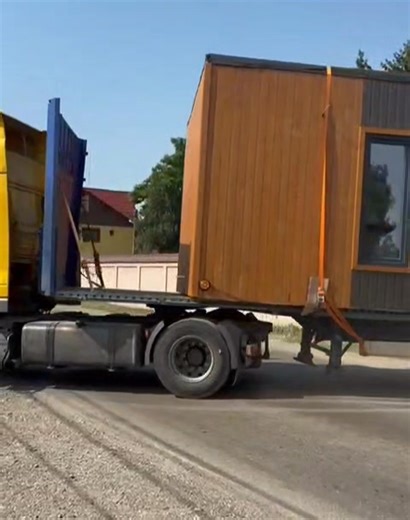 Premium House - Case Modulare on Reels