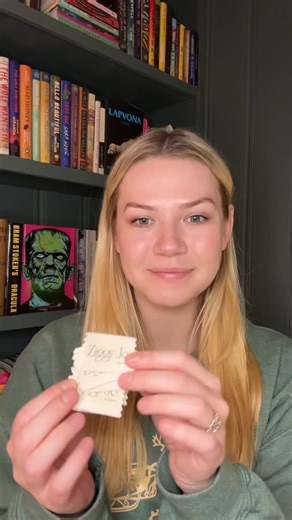 Molly Klein • Ziggy Jo Designs on Instagram: "A quick tutorial on how I make my sewing labels at home 🧵✨ #diy #tutorial #sewinglabels #diygifts"