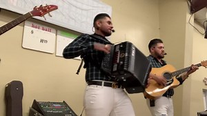 36K views · 1.7K reactions | Buenos recuerdos de cuando tocaba en fiestas privadas ❤️‍ Payson, AZ #30cartas | Danny Felix | Facebook