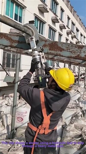 Steel Pipe Cutting: How Workers Use Tools To Cut Metal Pipes