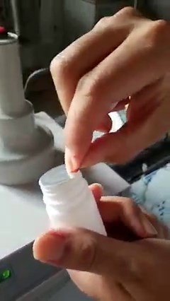 Portable induction sealing machine Sealing diameter: 20-100mm Bottle height: unlimited WeChat/WhatsApp:008618336376508 Web: www.kingpacksolutions.com Email: cici@kingpacksolutions.com | KING PACK Solutions Limited