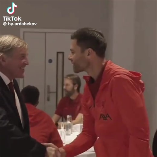 Vidéos de Bébé con (@bebecon4) avec son original - Bébé con