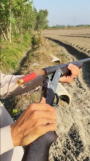 12 Gauge Shell Ejection in Slow Motion | Firearms in Motion