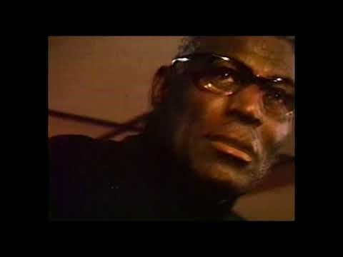 Howlin' Wolf - Sitting on Top of the World