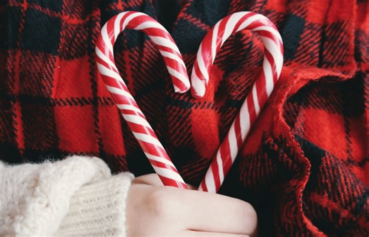 The history of candy canes and why they taste so cool - The Weather Network