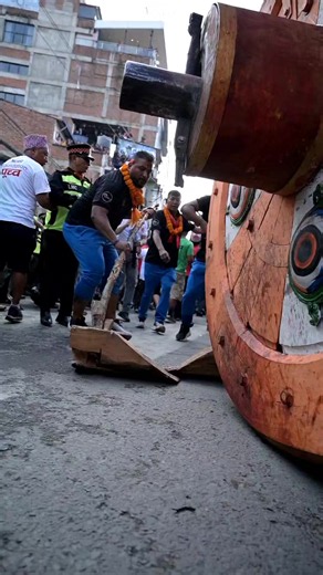 This is why Ghaku is called the DEADLIEST part of jatra #bungadhyojatra #pangra #bhairab #ghaku #breaker