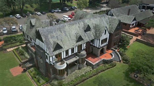 Cultivate the love of learning with us at Thomas More College! Nestled in a private conservancy in the Upper Highway area, our pristine campus beautifully blends 60 years of heritage with state-of-the-art facilities. From Grade 0000 to Matric, we offer a balanced education rooted in Christian values, academic excellence, and a nurturing community. With outstanding academics, exceptional sports facilities, and a robust cultural programme, we prepare our pupils for the IEB examinations and beyond.