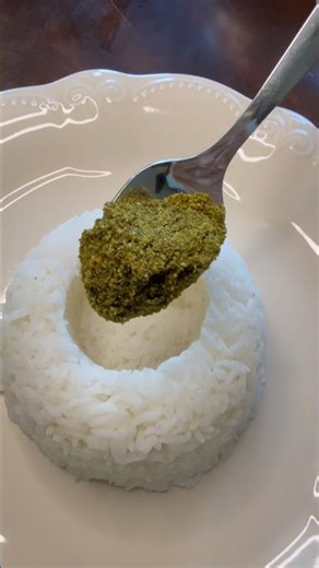 One jar, many meals 😍 curry leaves/Karuveppilai podi magic!