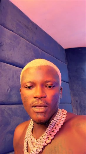 PortableOmalomi (@ceodrzeh)’s video of money machine