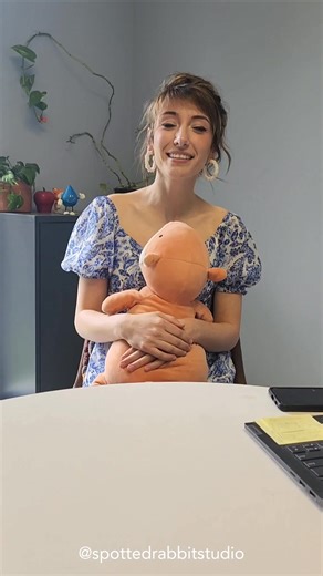Brenna shares what a first art therapy session with her might look like. Each of our therapists have different approaches to the first session, but first and foremost they want to make sure you feel comfortable and know that things can go at your own pace. ❤️🐇 #therapy #arttherapy #therapistqna | Spotted Rabbit Studio