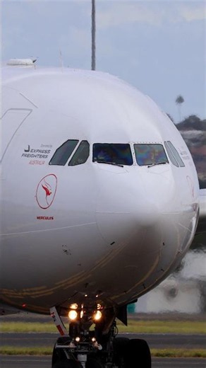 Qantas Freight (Australia Post) QF7526 Hong Kong-Sydney (HKG-SYD) VH-EBF, A330-200(P2F)