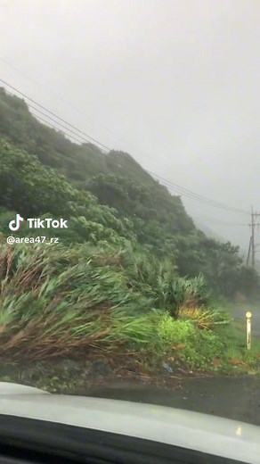 台風10号 奄美大島 2024年8月27日 18時現在 #台風10号 #台風 #奄美大島 #奄美市 #奄美 #龍郷