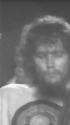 Lynyrd Skynyrd - That Smell (1977)