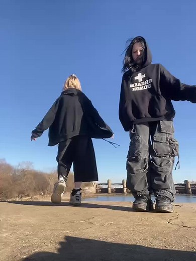 Jumpstyle Dance Moves for Beginners: A Complete Guide