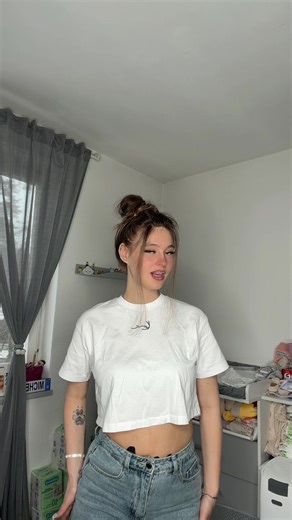 Michelle_piercinggirl_ (@michelle_piercinggirl_)’s videos with sonido original - Lpz
