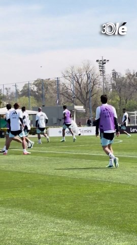 🇦🇷 ENTRENAMIENTO 11 VS 11 DE LA SELECCIÓN EN EL PREDIO LIONEL ANDRÉS MESSI 🎥 @candeciocan @dantedirocco_