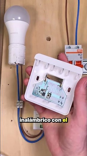 Aprende a Instalar un Interruptor Inteligente sin Cables #electricista #electricidad #tips