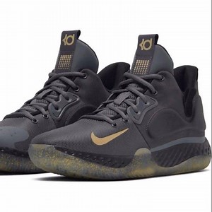 KD Trey 5 VII (Available to Size 16) Shoe SMOOTH, RESPONSIVE, AND VERSATILE LIKE KD. Kevin Durant likes a shoe that feels broken-in right away but still provides containment and support. The KD Trey 5 VII nails it all around, combining bouncy cushioning with a precise, supportive fit that's ready to go right out of the box. Bouncy Cushioning Nike Renew foam is designed with more room to compress, providing plush cushioning with springy responsiveness during the game. Comfort and Support Engineer