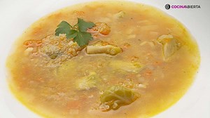 Sopa de quinoa con verduras y pollo por Karlos Arguiñano ¡un plato saludable y ligero!