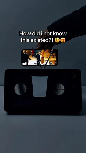 Make your phone screen feel bigger instantly. #screenmagnifier #bigscreen #phoneaccessories #christmasgiftidea This phone screen magnifier helps enlarge your display for a more comfortable viewing experience. Ideal for watching videos, reading text, and browsing social media without straining your eyes. Lightweight, foldable, and easy to use, it's a practical screen magnifier for daily phone viewing and relaxation.