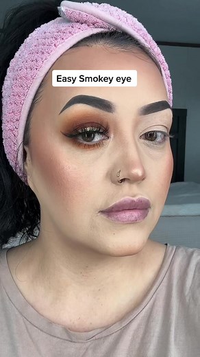 How to Create an Easy Smokey Eye with Juvias Place Palette