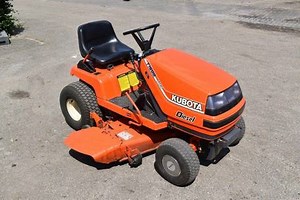 Kubota T1600